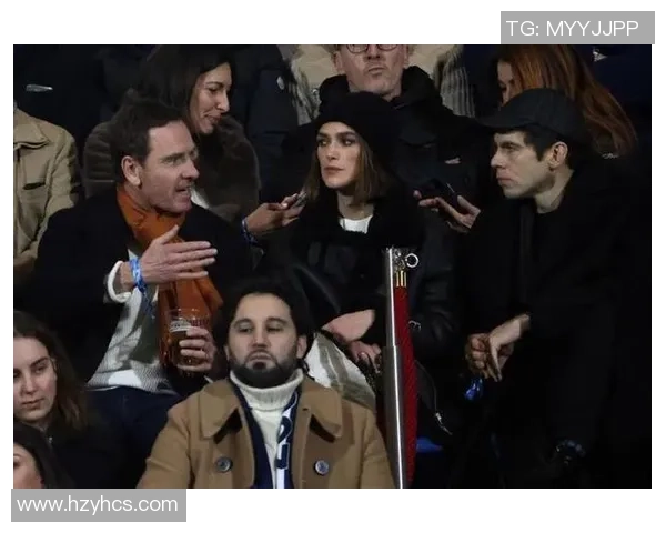 意大利足球明星的妻子们:她们背后的支持与荣耀 意大利足球明星的妻子们:她们背后的支持与荣耀