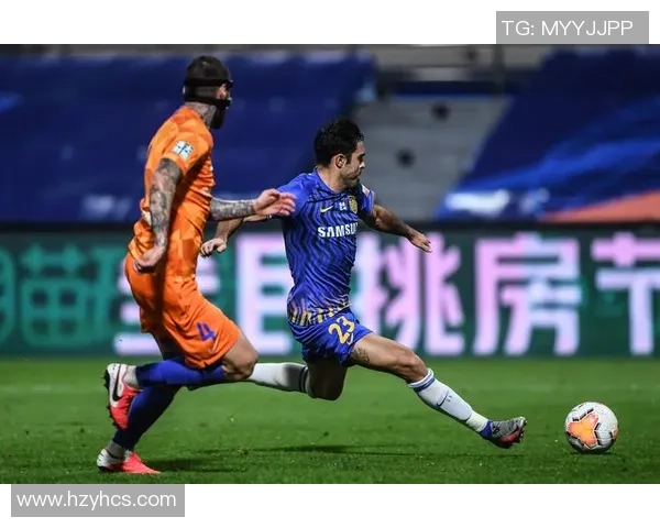 阿波罗足球球星背后的传奇故事及精彩比赛集锦视频回顾